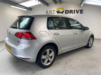 VOLKSWAGEN GOLF 1.6 TDI BlueMotion Tech Match Hatchback 5dr Diesel DSG Euro 5 (s