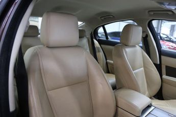 JAGUAR XF 2.2d Luxury Saloon 4dr Diesel Auto Euro 5 (s/s) (200 ps)