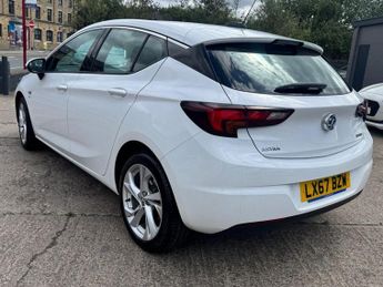 VAUXHALL ASTRA 1.4i Turbo SRi Hatchback 5dr Petrol Auto Euro 6 (s/s) (150 ps)