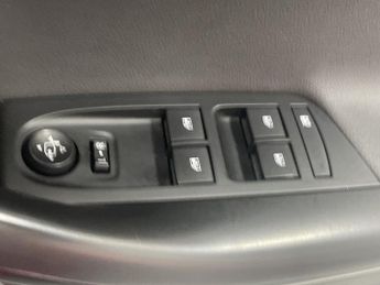 VAUXHALL ASTRA 1.4i Turbo Elite Nav Hatchback 5dr Petrol Auto Euro 6 (s/s) (150