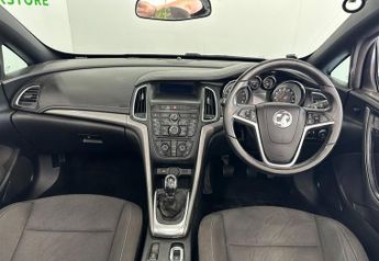 VAUXHALL CASCADA 1.4i Turbo SE Convertible 2dr Petrol Manual Euro 6 (s/s) (140 ps