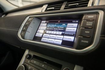 LAND ROVER RANGE ROVER EVOQUE 2.2 SD4 Dynamic SUV 5dr Diesel Auto 4WD Euro 5 (s/s) (190 ps)