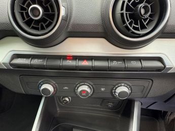 AUDI Q2 1.5 TFSI CoD 35 Sport SUV 5dr Petrol S Tronic Euro 6 (s/s) (150 