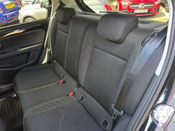 SKODA CITIGO iV 36.8kWh SE L Hatchback, 20.905 miles, 1 owner, ULEZ, Full His