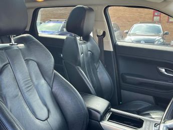 LAND ROVER RANGE ROVER EVOQUE 2.2 SD4 Pure SUV 5dr Diesel Auto 4WD Euro 5 (190 ps)