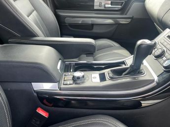 LAND ROVER RANGE ROVER SPORT 3.0 TD V6 HSE SUV 5dr Diesel CommandShift 4WD Euro 5 (245 ps)