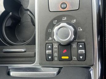 LAND ROVER RANGE ROVER SPORT 3.0 TD V6 HSE SUV 5dr Diesel CommandShift 4WD Euro 5 (245 ps)
