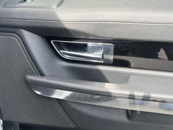 LAND ROVER RANGE ROVER SPORT 3.0 TD V6 HSE SUV 5dr Diesel CommandShift 4WD Euro 5 (245 ps)