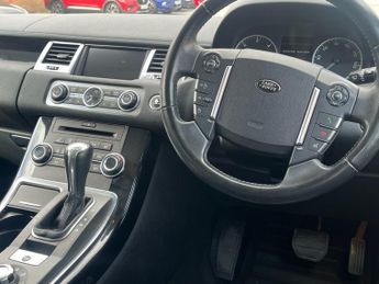 LAND ROVER RANGE ROVER SPORT 3.0 TD V6 HSE SUV 5dr Diesel CommandShift 4WD Euro 5 (245 ps)