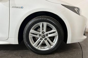 TOYOTA COROLLA 1.8 VVT-h GPF Icon Tech Touring Sports 5dr Petrol Hybrid CVT Eur
