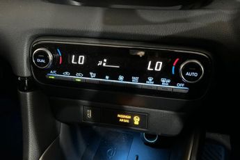 MAZDA Mazda2 HYBRID 1.5h Select Hatchback 5dr Petrol Hybrid CVT Euro 6 (s/s) (116 ps