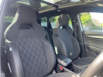SKODA KAROQ 2.0 TDI SportLine SUV 5dr Diesel DSG 4WD Euro 6 (s/s) (150 ps)