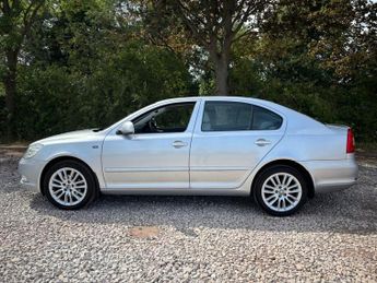 SKODA OCTAVIA 1.8 TSI Laurin & Klement Hatchback 5dr Petrol Manual Euro 5 (160