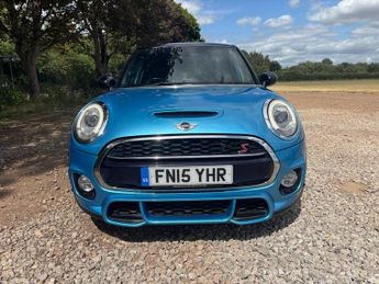 MINI HATCH 2.0 Cooper SD Hatchback 5dr Diesel Auto 6Spd Euro 6 (s/s) (170 p