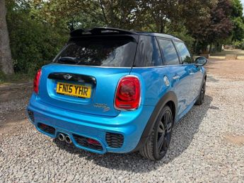 MINI HATCH 2.0 Cooper SD Hatchback 5dr Diesel Auto 6Spd Euro 6 (s/s) (170 p