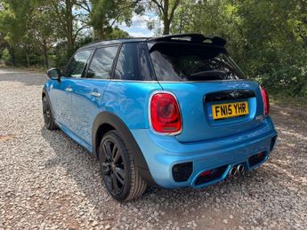 MINI HATCH 2.0 Cooper SD Hatchback 5dr Diesel Auto 6Spd Euro 6 (s/s) (170 p