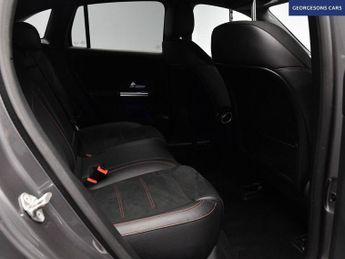 MERCEDES-BENZ EQA EQA 250 66.5kWh AMG Line SUV 5dr Electric Auto (190 ps)