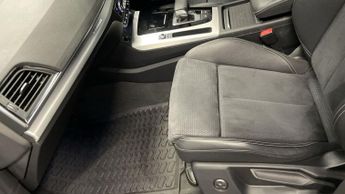 AUDI Q5 2.0 TFSI 45 S line SUV 5dr Petrol S Tronic quattro Euro 6 (s/s) 
