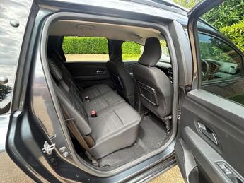 DACIA JOGGER 1.0 TCe Extreme SE MPV 5dr Petrol Manual Euro 6 (s/s) (110 ps)