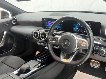 MERCEDES-BENZ A-CLASS 1.3 A180 AMG Line (Executive) Hatchback 5dr Petrol 7G-DCT Euro 6