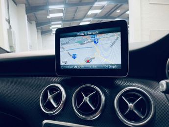 MERCEDES-BENZ A-CLASS 1.5 A180d Sport (Executive) Hatchback 5dr Diesel Manual Euro 6 (
