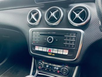 MERCEDES-BENZ A-CLASS 1.5 A180d Sport (Executive) Hatchback 5dr Diesel Manual Euro 6 (