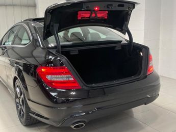 MERCEDES-BENZ C CLASS 2.1 C220 CDI AMG Sport Edition Coupe 2dr Diesel G-Tronic+ Euro 5