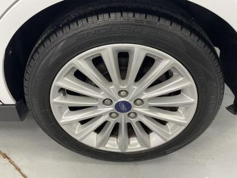 FORD GRAND C-MAX 1.0T EcoBoost GPF Titanium MPV 5dr Petrol Manual Euro 6 (s/s) (1