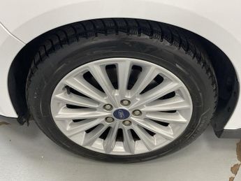 FORD GRAND C-MAX 1.0T EcoBoost GPF Titanium MPV 5dr Petrol Manual Euro 6 (s/s) (1