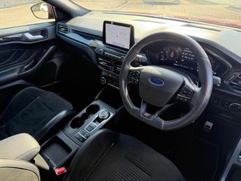 FORD FOCUS 2.3T EcoBoost ST Estate 5dr Petrol Auto- 1 FORMER KEEPERS FINISH