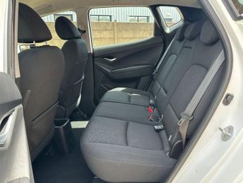 HYUNDAI IX20 1.6 SE Nav Hatchback 5dr Petrol Auto Euro 6 (125 ps)