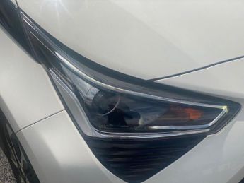 TOYOTA AYGO 1.0 VVT-i x-trend Hatchback 5dr Petrol Manual Euro 6 (71 ps)