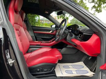 PORSCHE TAYCAN Taycan Turbo 4WD 4dr