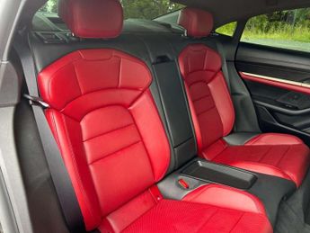 PORSCHE TAYCAN Taycan Turbo 4WD 4dr