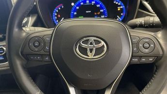 TOYOTA COROLLA 1.8 VVT-h GPF Design Hatchback 5dr Petrol Hybrid CVT Euro 6 (s/s