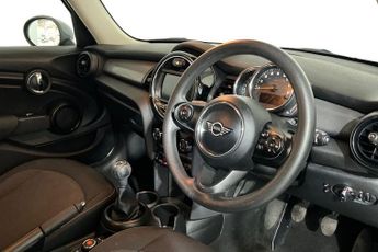MINI HATCH 1.5 Cooper Hatchback 5dr Petrol Manual Euro 6 (s/s) (136 ps) Ser
