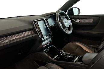 VOLVO XC40 1.5 T3 R-Design SUV 5dr Petrol Auto Euro 6 (s/s) (163 ps) 1 Prev