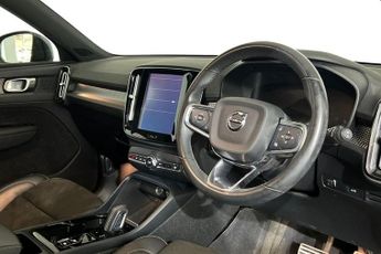 VOLVO XC40 1.5 T3 R-Design SUV 5dr Petrol Auto Euro 6 (s/s) (163 ps) 1 Prev