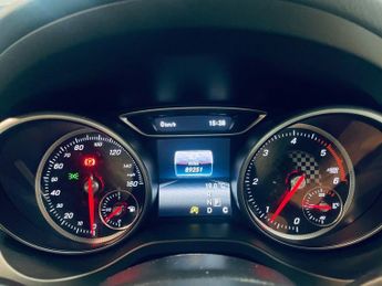 MERCEDES-BENZ A-CLASS 2.1 A200d AMG Line (Premium) Hatchback 5dr Diesel 7G-DCT Euro 6 