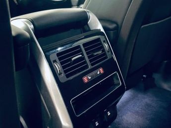 LAND ROVER RANGE ROVER SPORT 3.0 D300 MHEV HSE Dynamic SUV 5dr Diesel Auto 4WD Euro 6 (s/s) (