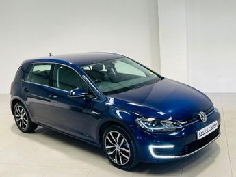 VOLKSWAGEN E-GOLF 35.8kWh e-Golf Hatchback 5dr Electric Auto (136 ps)