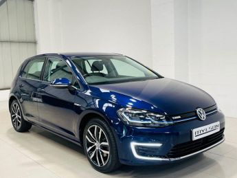 VOLKSWAGEN E-GOLF 35.8kWh e-Golf Hatchback 5dr Electric Auto (136 ps)