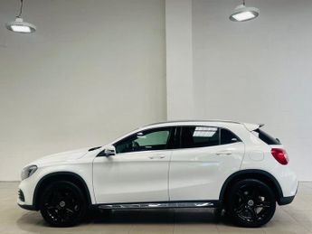 MERCEDES-BENZ GLA 1.6 GLA200 AMG Line SUV 5dr Petrol Manual Euro 6 (s/s) (156 ps)