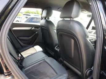 AUDI Q3 2.0 TDI S line Plus SUV 5dr Diesel S Tronic quattro Euro 6 (s/s)