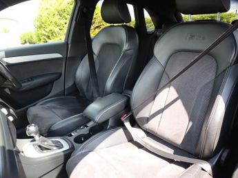 AUDI Q3 2.0 TDI S line Plus SUV 5dr Diesel S Tronic quattro Euro 6 (s/s)