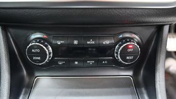 MERCEDES-BENZ CLA 1.6 CLA200 AMG Line Edition Coupe 4dr Petrol 7G-DCT Euro 6 (s/s)