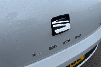 SEAT LEON 1.5 TSI EVO FR Hatchback 5dr Petrol DSG Euro 6 (s/s) (150 ps) To