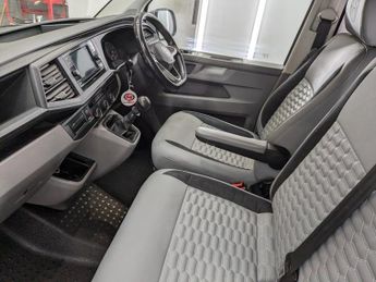 VOLKSWAGEN TRANSPORTER 2.0 TDI T28 Camper Conversion Diesel Manual FWD SWB Euro 6 (s/s)