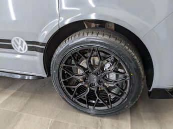 VOLKSWAGEN TRANSPORTER 2.0 TDI T28 Camper Conversion Diesel Manual FWD SWB Euro 6 (s/s)