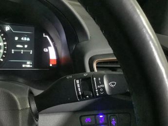 HYUNDAI IONIQ 28kWh Premium SE Hatchback 5dr Electric Auto (120 ps)